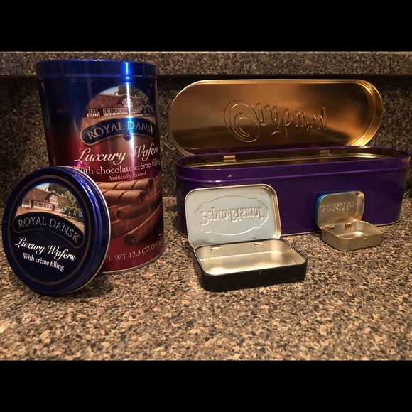 $$ SOLD$$ Collectible Tins 4 pc Group - Picture 3 of 4